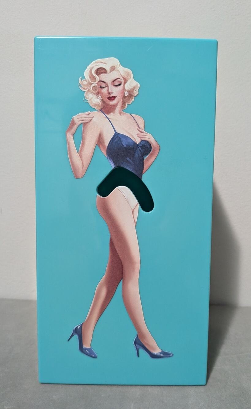 Vintage Style Marilyn Monroe Flying Skirt Tissue Box Cover Plastic Pop Art Blue
